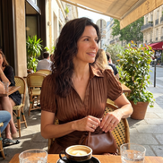 Theodora | Vestito Midi a Strisce con Vita Plissettata