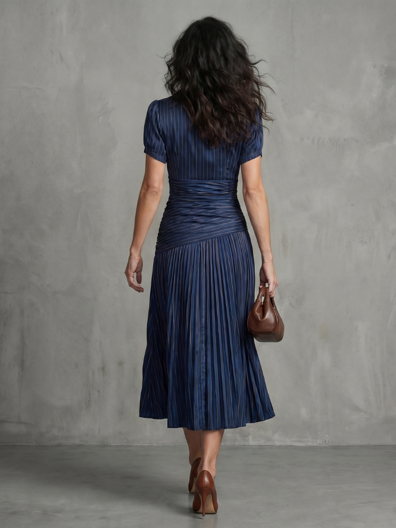 Theodora | Vestito Midi a Strisce con Vita Plissettata