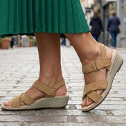 Holly – Calore naturale in un delicato marrone cammello