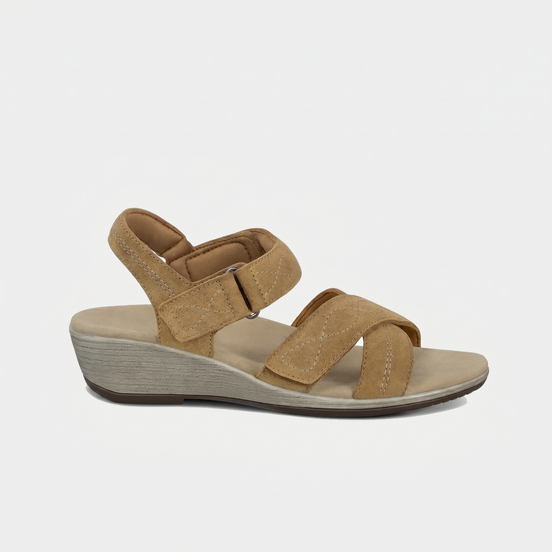 Holly – Calore naturale in un delicato marrone cammello